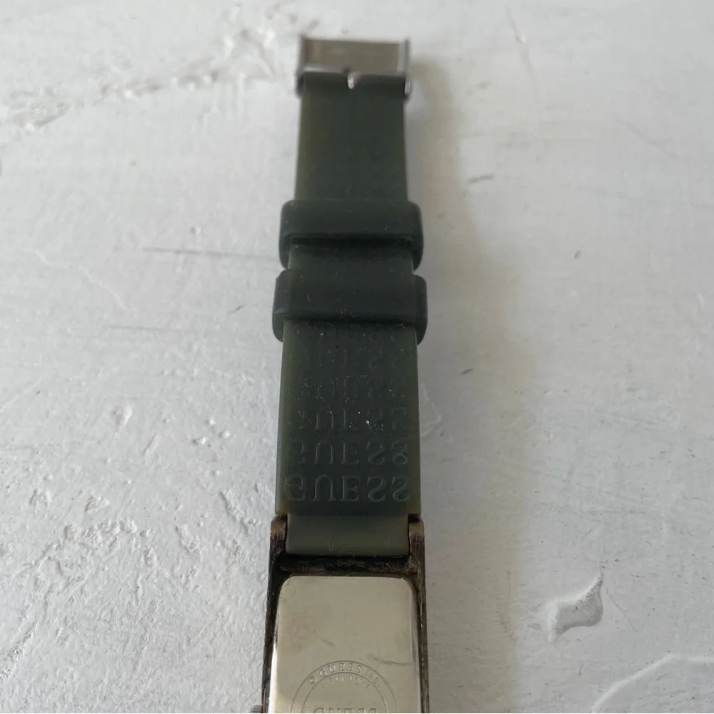 Vintage Y2K Guess Watch Rubber Stainless Steel Retro Watch